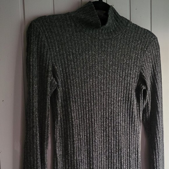 WILFRED Buswell Ribbed Mock Turtleneck - Picture 5 of 9